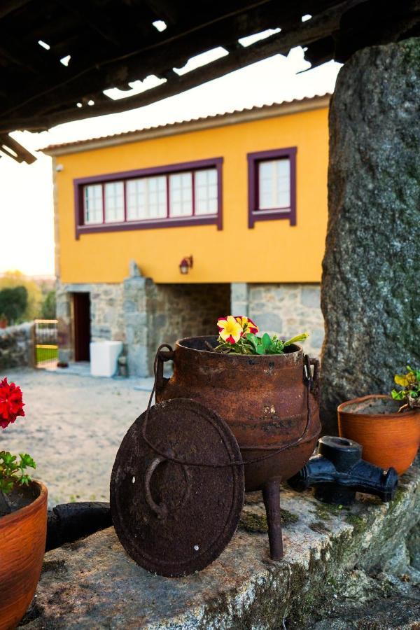 Casa Do Ribeiro Guest House Lago  Екстериор снимка
